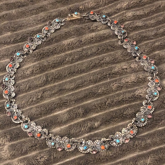 🎁 Handcrafted Sterling Silver Necklace - Picture 2 of 10